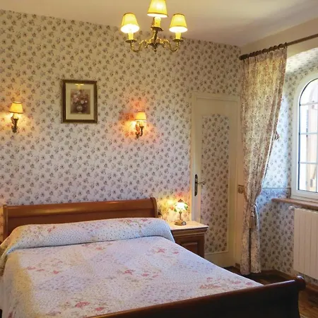 Gorgeous In Juigne Sur Sarthe Vakantiehuis